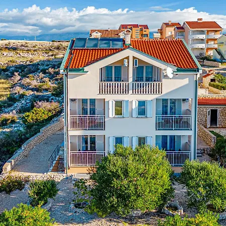 Sidro Apartman *